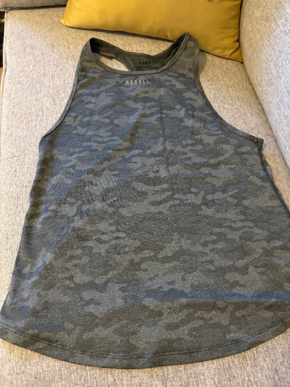 NO BULL Women’s Camo Tank Size M